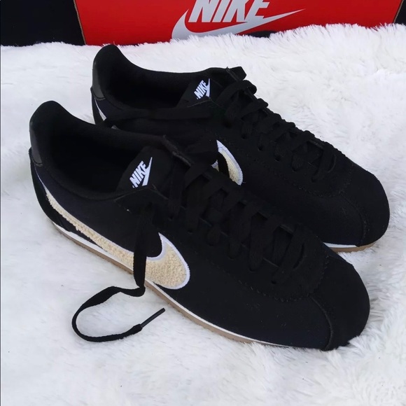 Nike Cortez classic premium women’s shoes new - Picture 4 of 6